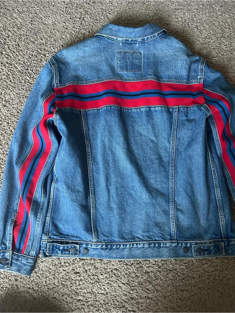 Men’s Levi's Blue Denim Trucker Jacket with Red Trim